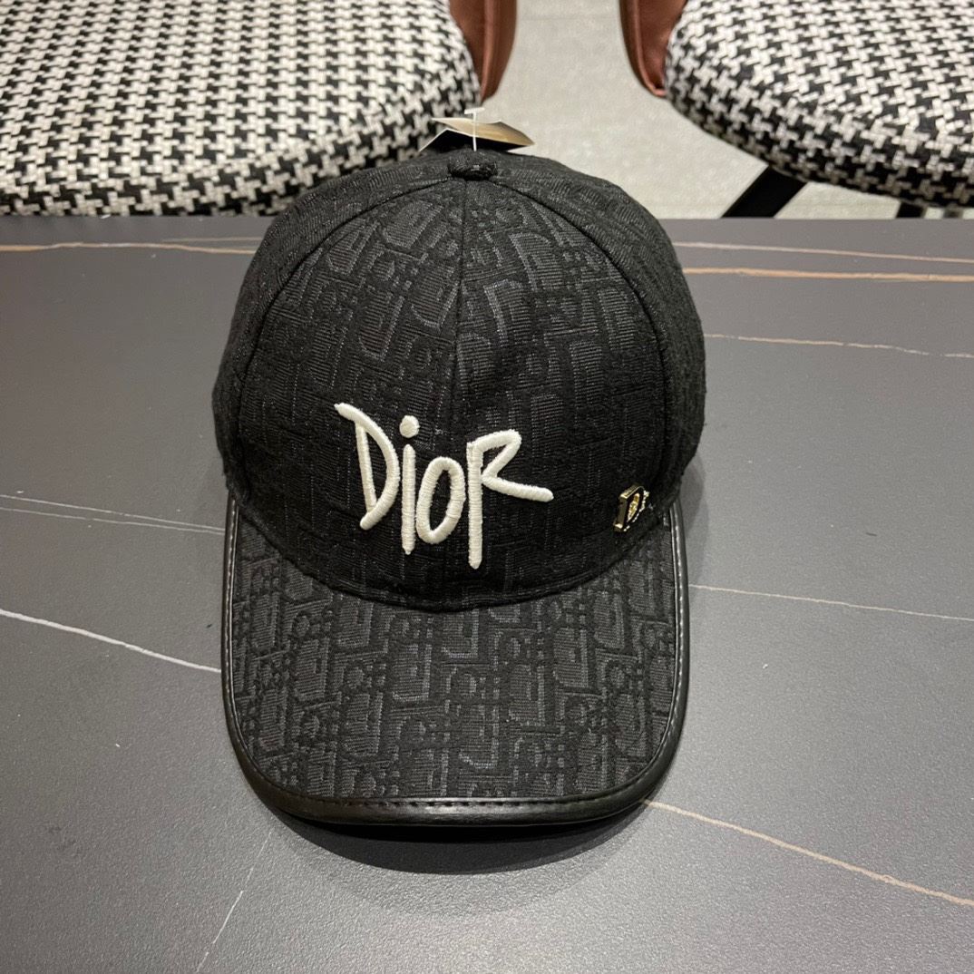 Christian Dior Caps